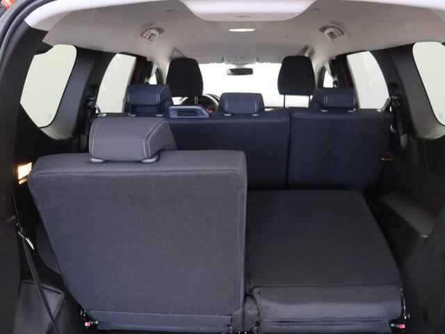 Dacia Jogger 1.6 Hybrid 140pk Expression 7p. | Achteruitrijcamera | Blind spot warning | Parkeersensoren voor/achter |