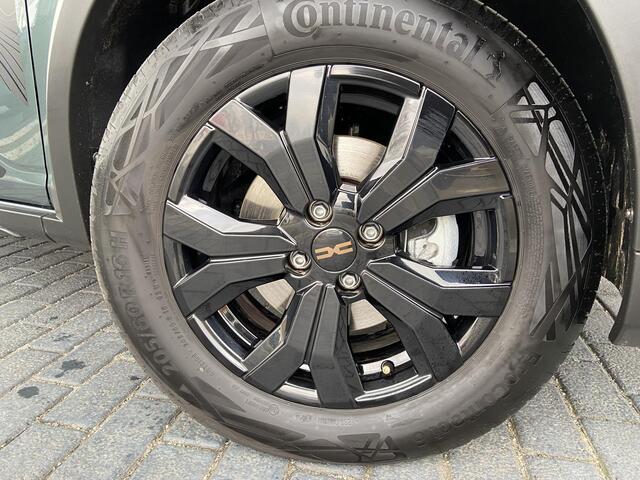 Dacia Jogger 1.6 Hybrid 140 Extreme 7p. / AUTOMAAT / PACK WINTER / NAVIGATIE / APPLE & ANDROID CARPLAY /