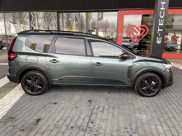 Dacia Jogger 1.6 Hybrid 140 Extreme 7p. / AUTOMAAT / PACK WINTER / NAVIGATIE / APPLE & ANDROID CARPLAY /