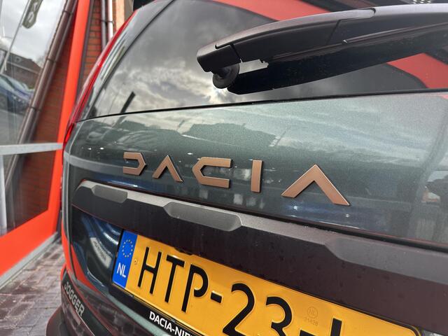Dacia Jogger 1.6 Hybrid 140 Extreme 7p. | BLIND SPOT | CAMERA | PARKEERSENSOREN V+A | CLIMATE CONTROL | APPLE CARPLAY & ANDROID AUTO