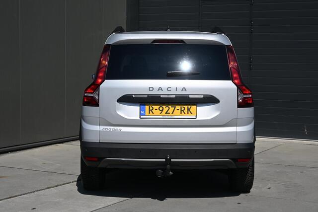 Dacia Jogger TCe 110 Extreme | TREKHAAK | CAMERA | STOELVERWARMING | NAVI | ALL-SEASONBANDEN | CRUISE CONTROL | CLIMATE CONTROL | PDC | LMV