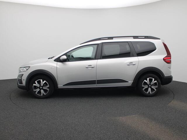 Dacia Jogger 1.0 TCe Bi-Fuel Comfort 5p. | Trekhaak | Camera | Blind Spot Warning | PDC Voor+Achter | Keyless | 16" LMV 'Mahalia' | LED-Verlichting | Cruise Control & Snelheidsbegrenzer | Apple Carplay & Android Auto