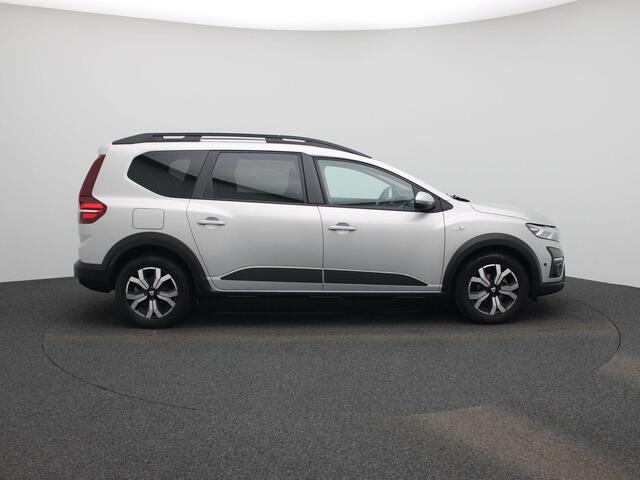 Dacia Jogger 1.0 TCe Bi-Fuel Comfort 5p. | Trekhaak | Camera | Blind Spot Warning | PDC Voor+Achter | Keyless | 16" LMV 'Mahalia' | LED-Verlichting | Cruise Control & Snelheidsbegrenzer | Apple Carplay & Android Auto