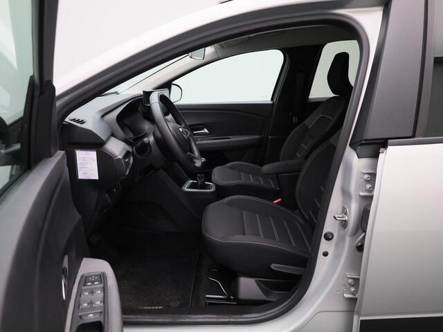 Dacia Jogger 1.0 TCe Bi-Fuel Comfort 5p. | Trekhaak | Camera | Blind Spot Warning | PDC Voor+Achter | Keyless | 16" LMV 'Mahalia' | LED-Verlichting | Cruise Control & Snelheidsbegrenzer | Apple Carplay & Android Auto