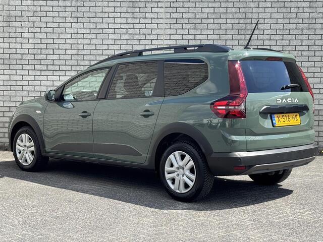 Dacia Jogger 1.0 TCe 100 ECO-G Expression 5p. | Trekhaak | Apple CarPlay / Android Auto | Cruise Control | All-Season banden |