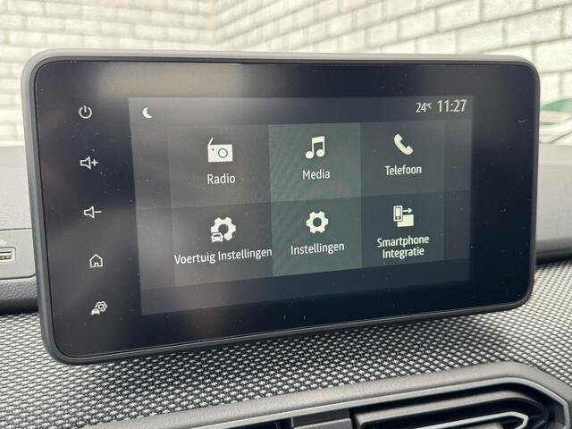 Dacia Jogger 1.0 TCe 100 ECO-G Expression 5p. | Trekhaak | Apple CarPlay / Android Auto | Cruise Control | All-Season banden |