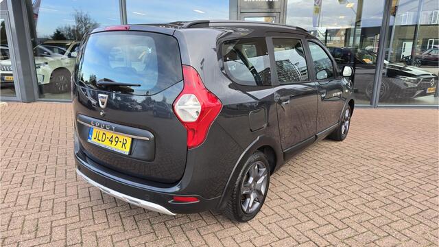 Dacia LODGY 1.2 TCe Stepway 7p. Airco, Voorstoelen verwarmd, Multimediasysteem, Navigatie, , Cruise control, Achteruitrijcamera, Parkeersensoren, Elektrische ramen en spiegels, Lichtmetalen velgen, BOVAG GARANTIE