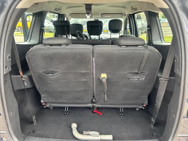 Dacia LODGY 1.2 Benzine 7-Persoons 2016 149.000 KM