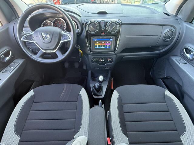 Dacia LODGY 1.3 TCe Stepway 7p | Achteruitrijcamera | Trekhaak | Navigatie | Cruise Control |