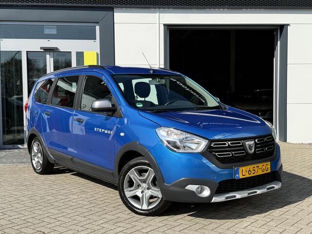 Dacia LODGY 1.3 TCe Stepway 7p | Achteruitrijcamera | Trekhaak | Navigatie | Cruise Control |