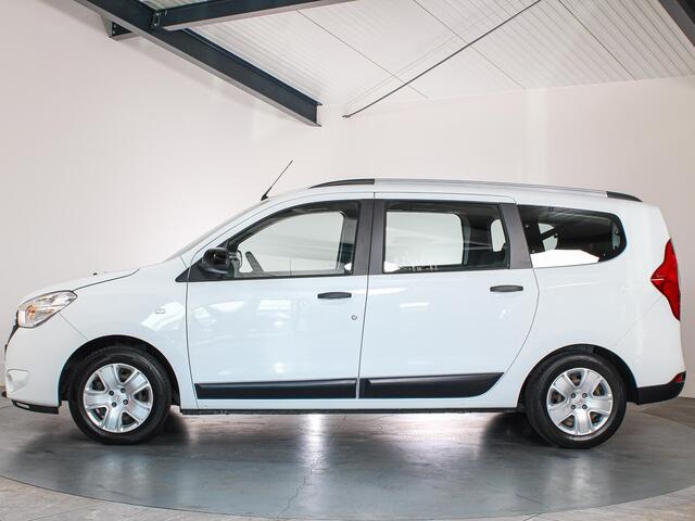 Dacia LODGY 1.3 TCe Comfort 7-Persoons Camera, Cruise Control, Bluetooth, Navigatie