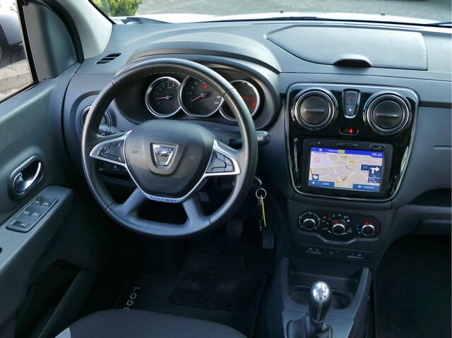 Dacia LODGY 1.2 TCe Série Limitée Stepway | navigatie | bluetooth | all-season-banden
