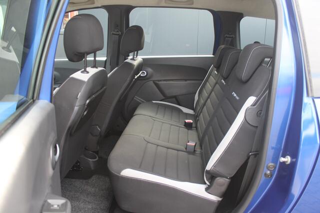 Dacia LODGY 1.3 TCe Stepway 5p | incl. 12 maanden garantie | Trekhaak | Navigatie | Airco | Parkeersensoren | Achteruitrijcamera | Airco | Cruise control | Isofix | Mistlampen voor | Stoelverwarming |