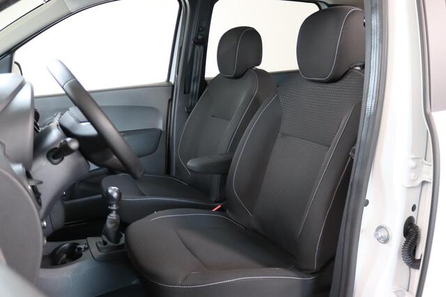 Dacia LODGY 1.3 TCe Comfort 7-Persoons Cruise Control, Navigatie, Bluetooth, Camera