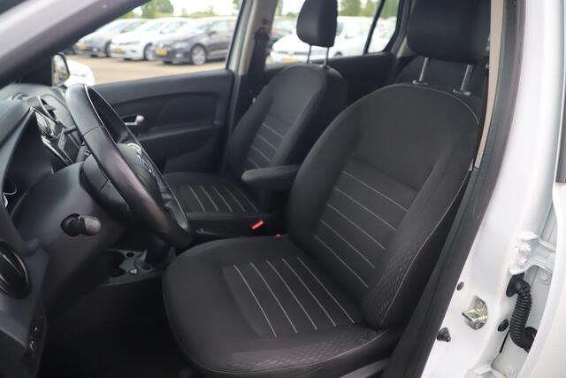 Dacia LOGAN MCV 1.0 TCe Bi-Fuel Comfort Navigatie Achteruitrijcamera Carplay Android Airco Cruise Elektrische Ramen