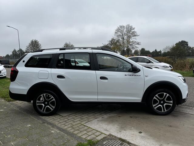 Dacia LOGAN MCV 0.9 TCe Tech Road / Dealer onderhouden / Automaat / Camera / Climate / PDC.Achter / Armsteun /