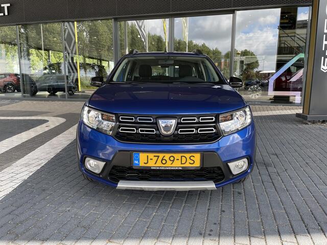 Dacia LOGAN MCV 1.0 TCe Bi-Fuel Stepway Serie Limitee 15th Anniv. / NAVI / CLIMATE CONTROL / PDC / CAMERA / BLUETOOTH /
