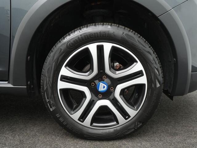 Dacia LOGAN MCV TCe 100 Bi-Fuel Stepway 15th Anniversary - RIJKLAARPRIJS - LPG G3 - Achteruitrijcamera - Afneembare Trekhaak - Dealeronderhouden