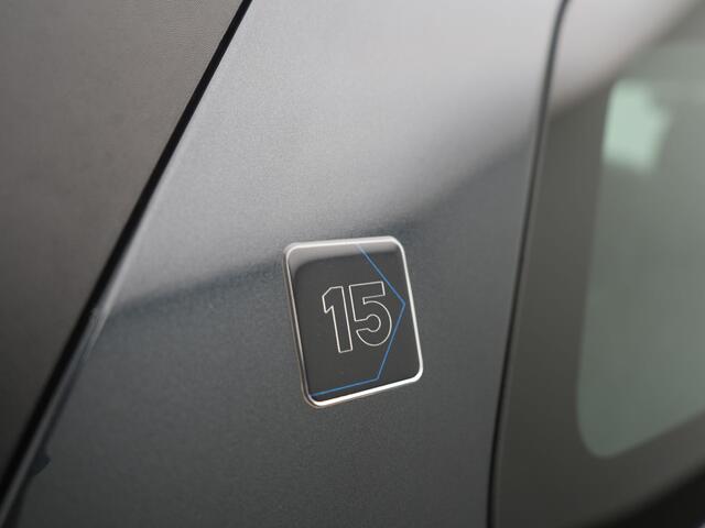 Dacia LOGAN MCV TCe 100 Bi-Fuel Stepway 15th Anniversary - RIJKLAARPRIJS - LPG G3 - Achteruitrijcamera - Afneembare Trekhaak - Dealeronderhouden