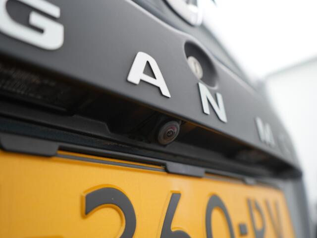 Dacia LOGAN MCV TCe 100 Bi-Fuel Stepway 15th Anniversary - RIJKLAARPRIJS - LPG G3 - Achteruitrijcamera - Afneembare Trekhaak - Dealeronderhouden