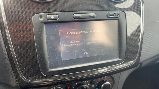 Dacia LOGAN MCV 0.9 TCe Laureate 1STE EIG / NAVI / AIRCO / PDC / BLUETOOTH / CRUISE / NL-AUTO