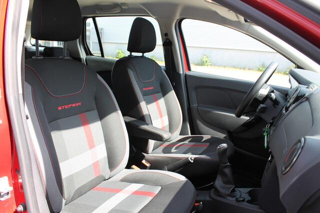 Dacia LOGAN MCV 0.9 TCe Tech Road | navigatie | climate control | trekhaak | all season banden