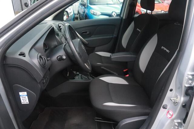 Dacia SANDERO 0.9 TCe Easy-R Stepway Lauréate (Hoge instap) Automaat | Navigatie | Parkeerhulp