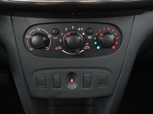 Dacia SANDERO 0.9 TCe Laureate | Trekhaak | Airco | Bluetooth | Elektrische ramen | Radio/CD