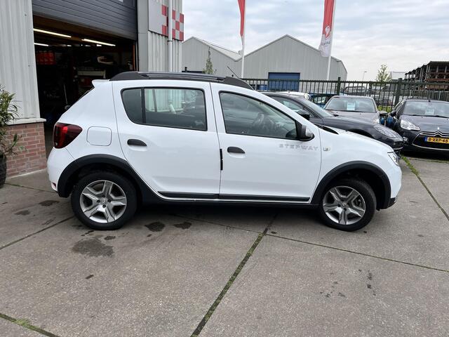 Dacia SANDERO 0.9 TCe SL Stepway