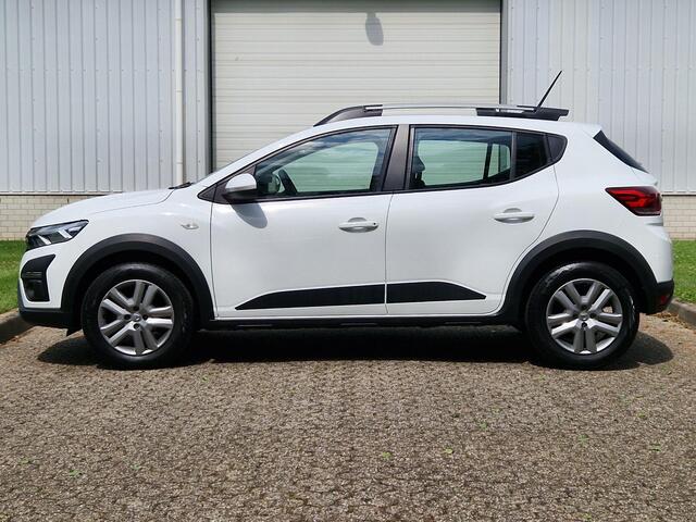 Dacia SANDERO Stepway 1.0 TCe 100 Bi-Fuel Comfort / 1e Eigenaar / Dealer Onderhouden / Apple Carplay & Android Auto / incl. set winterbanden / Parkeersensoren / Airco / Armsteun / lpg + benzine /