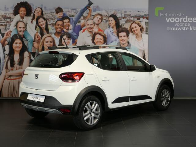 Dacia SANDERO Stepway 1.0 TCe 100 Bi-Fuel Comfort - Dodehoek, camera, sensor v+a, navi