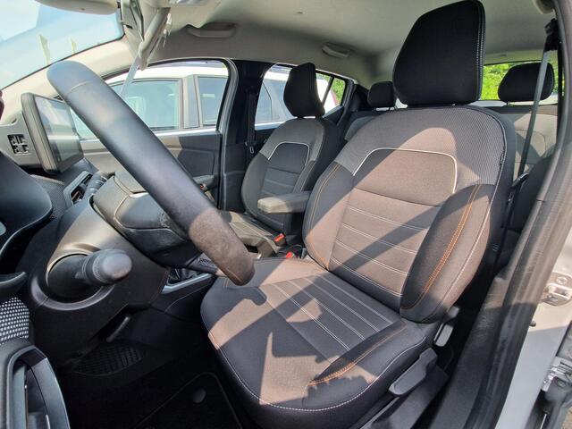 Dacia SANDERO Stepway 1.0 TCe 100 ECO-G Expression / 1e Eigenaar / Achteruitrijcamera / Sensoren Voor en Achter / Apple Carplay / Android Auto / LPG + Benzine /