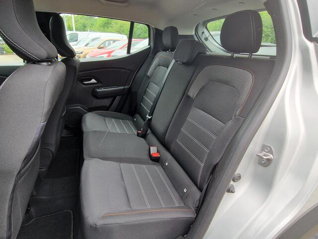 Dacia SANDERO Stepway 1.0 TCe 100 ECO-G Expression / 1e Eigenaar / Achteruitrijcamera / Sensoren Voor en Achter / Apple Carplay / Android Auto / LPG + Benzine /