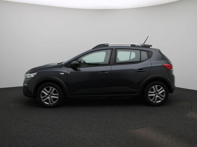 Dacia SANDERO Stepway 1.0 TCe 90Pk Comfort | Apple & Android Carplay | Navigatie | Climate Control | Parkeersensoren Voor & Achter | Achteruitrijcamera | Trekhaak | Keyless Entry |