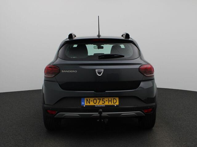 Dacia SANDERO Stepway 1.0 TCe 90Pk Comfort | Apple & Android Carplay | Navigatie | Climate Control | Parkeersensoren Voor & Achter | Achteruitrijcamera | Trekhaak | Keyless Entry |