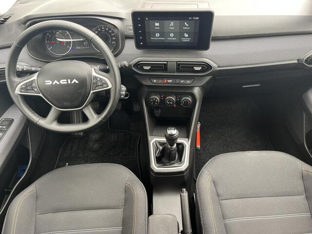 Dacia SANDERO Stepway 1.0 TCe 100 ECO-G Expression / 100% Dealeronderhouden / Achteruitrijcamera / Navigatie via Apple Carplay & Android Auto / Parkeersensoren voor en achter / Cruise- en Climate Control / Dodehoek detectie / Bluetooth / Radio