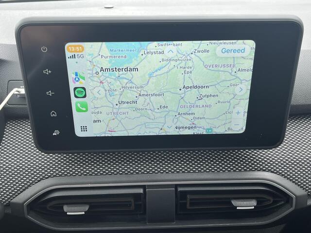 Dacia SANDERO Stepway 1.0 TCe 100 ECO-G Expression / 100% Dealeronderhouden / Achteruitrijcamera / Navigatie via Apple Carplay & Android Auto / Parkeersensoren voor en achter / Cruise- en Climate Control / Dodehoek detectie / Bluetooth / Radio