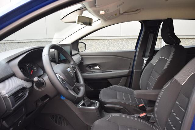 Dacia SANDERO 1.0 TCe 90 Comfort | Parkeer sensoren | Cruise control | Achteruitrijcamera |