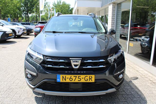 Dacia SANDERO Stepway 1.0 TCe Automaat 90 Comfort Navi/Clima /Trekhaak/Cruise/Camera