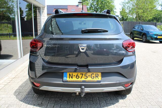 Dacia SANDERO Stepway 1.0 TCe Automaat 90 Comfort Navi/Clima /Trekhaak/Cruise/Camera