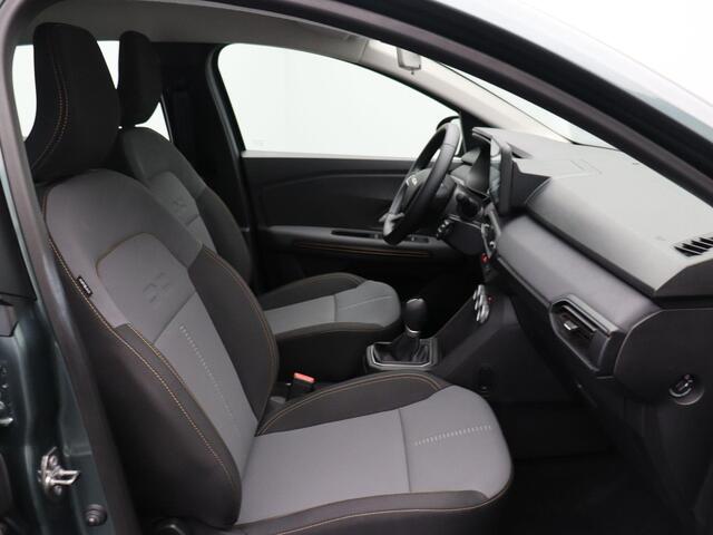 Dacia SANDERO Stepway 1.0 TCe 90 Extreme | Achteruitrijcamera | Parkeersensoren voor en achter | Navigatie | Dodehoek detectie | Climate control | Cruise control |