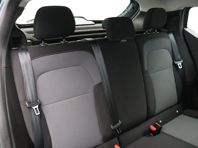 Dacia SANDERO Stepway 1.0 TCe 90 Extreme | Achteruitrijcamera | Parkeersensoren voor en achter | Navigatie | Dodehoek detectie | Climate control | Cruise control |