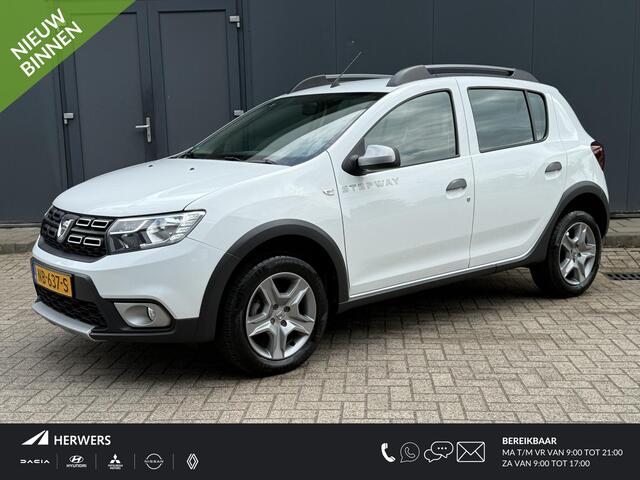 Dacia SANDERO 0.9 TCe SL Stepway Navigatie / Cruise Control / Leder / Airco / Bluetooth / NAP Logisch / Dakrails / DAB