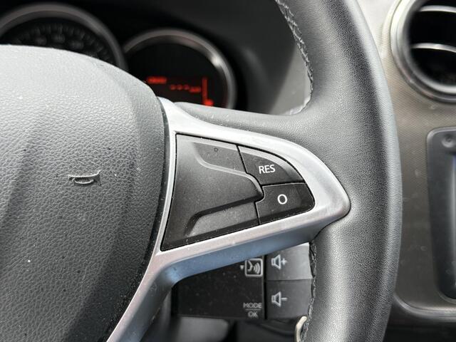 Dacia SANDERO 0.9 TCe SL Stepway Navigatie / Cruise Control / Leder / Airco / Bluetooth / NAP Logisch / Dakrails / DAB