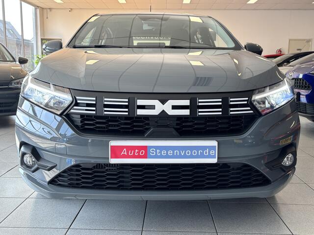 Dacia SANDERO 1.0 TCe 90 * URBAN GRAY * CARPLAY * STOELVERWARMING * CAMERA *