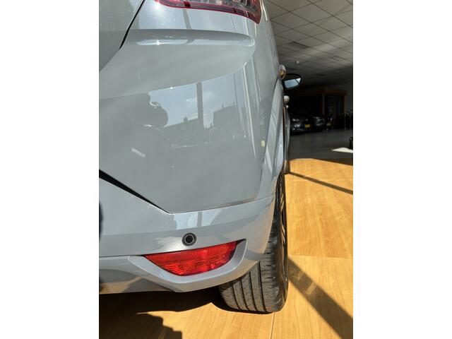 Dacia SANDERO 1.0 TCe 90 * URBAN GRAY * CARPLAY * STOELVERWARMING * CAMERA *