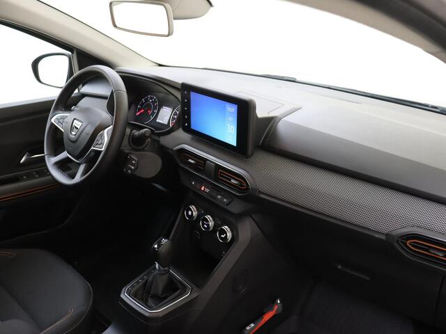 Dacia SANDERO Stepway 1.0 TCe 90 Comfort Automaat | Navigatie | Parkeersensoren & Camera | LM Velgen |
