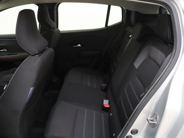 Dacia SANDERO Stepway 1.0 TCe 90 Comfort Automaat | Navigatie | Parkeersensoren & Camera | LM Velgen |