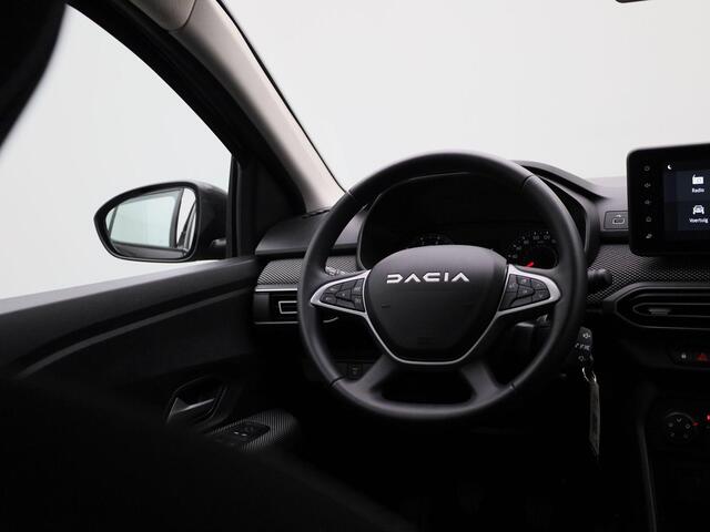 Dacia SANDERO 1.0 TCe 90 Expression | PDC Achter | Licht- en Regensensor | Cruise Control & Snelheidsbegrenzer | LED-Verlichting | Airconditioning | DAB-Radio | Apple Carplay & Android Auto