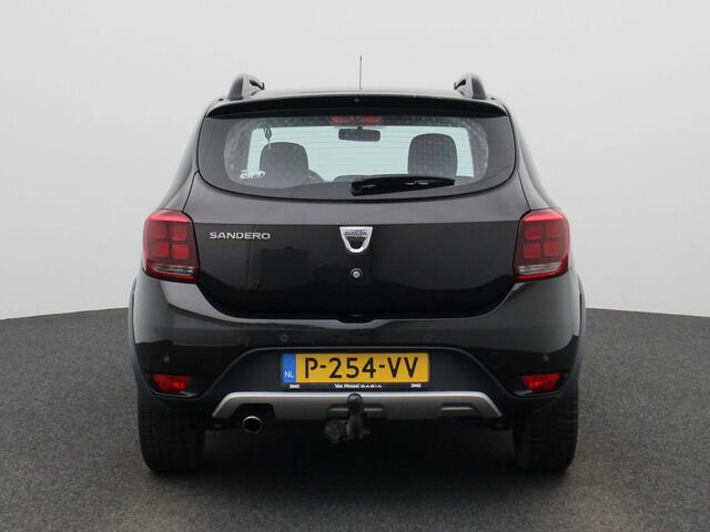 Dacia SANDERO 0.9 TCe Tech Road | Trekhaak | Camera | Full-Map Navigatie | Airconditioning | Cruise Control & Snelheidsbegrenzer | LED-Dagrijverlichting | Metaalkleur